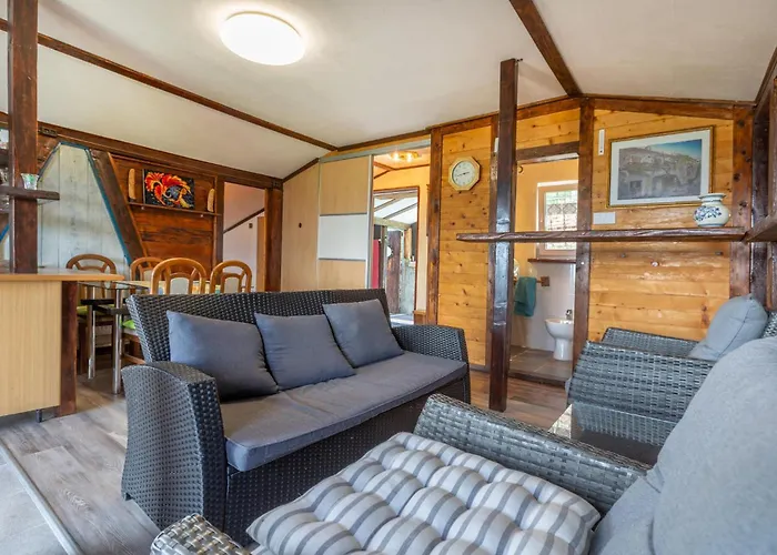 Cozy In With House Sea View 아파트 *